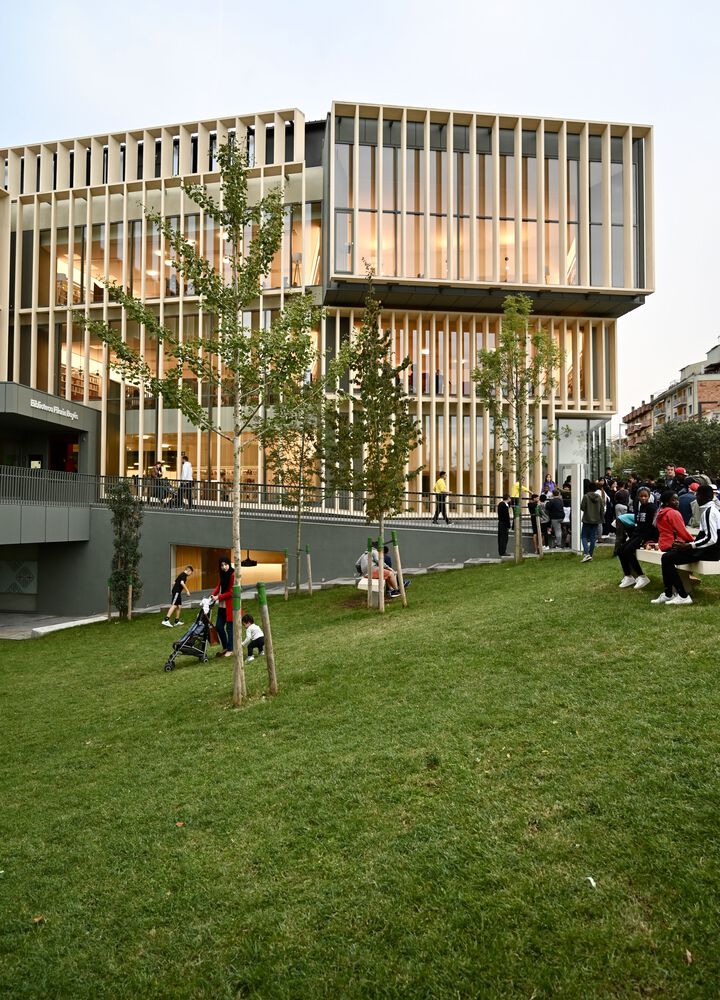 皮拉林·巴耶斯图书馆丨西班牙丨VOL studio architecture-30