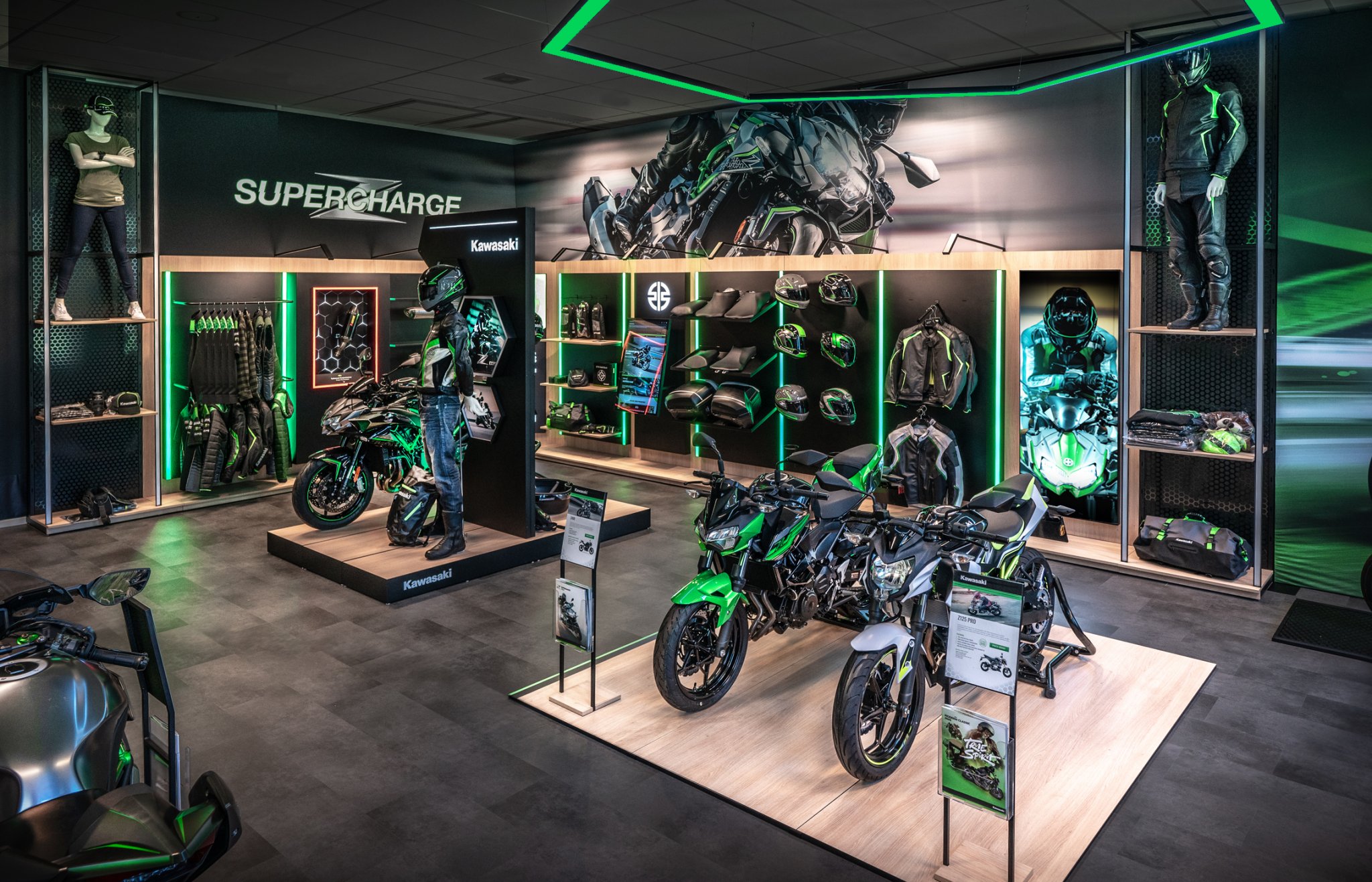 Kawasaki Motors 新零售形象店丨Impact-10