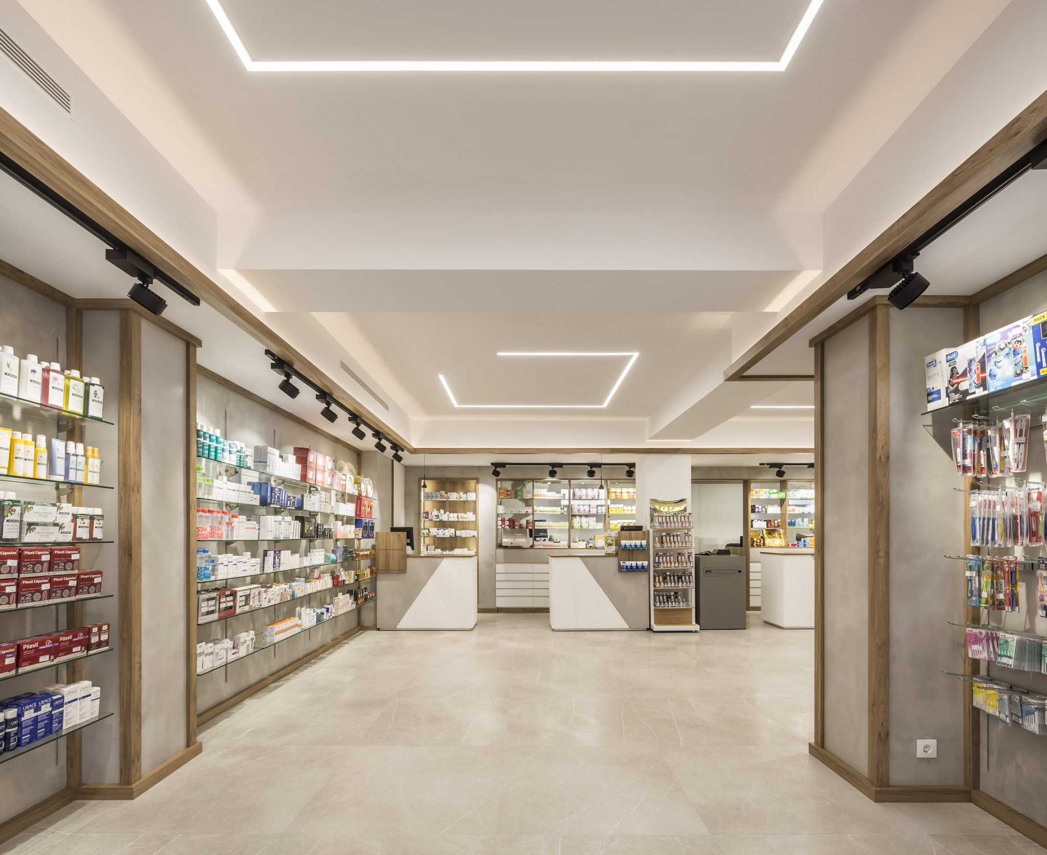 Farmacia Consuelo Giner 药店整体改造项目丨Destudio-7