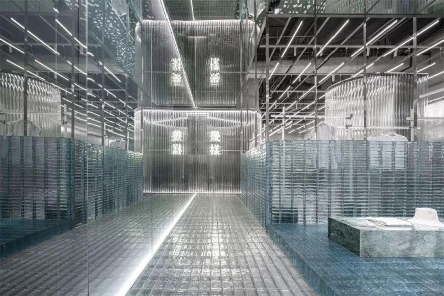 深圳·“幾樣GEIJOENG”女装概念店 / Studio10-2