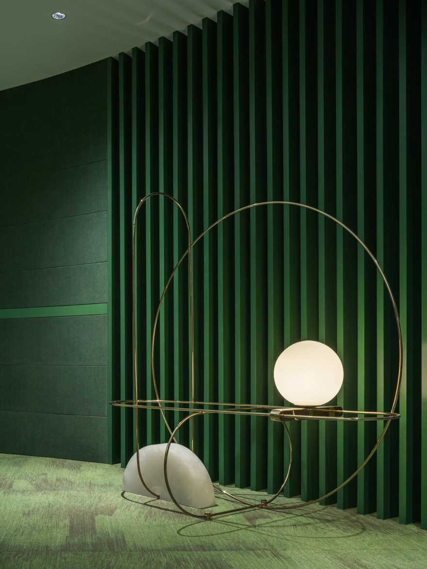 虫子 Amber Meeting 办公室丨中国西安丨红山设计-11