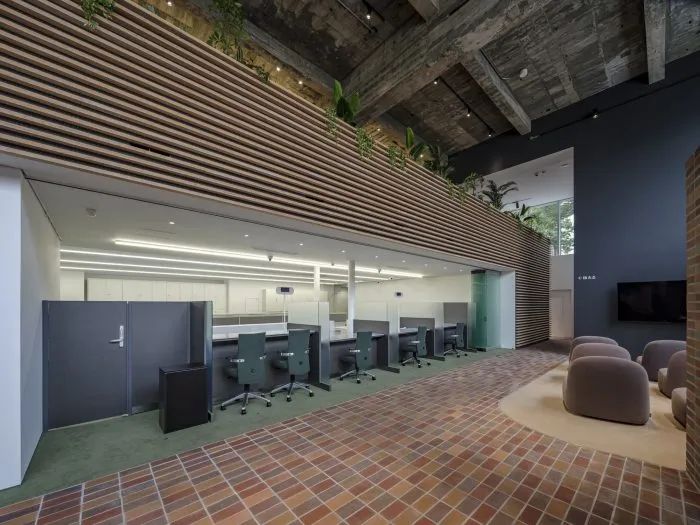 日本前桥新金银行总部改造丨HAGISO,twism design studio-15