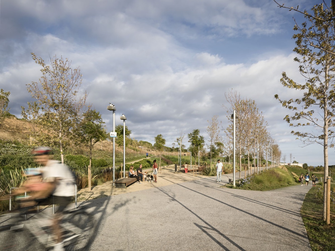 Vallmora Park + Insect Hotel  Batlle i Roig Arquitectura-34