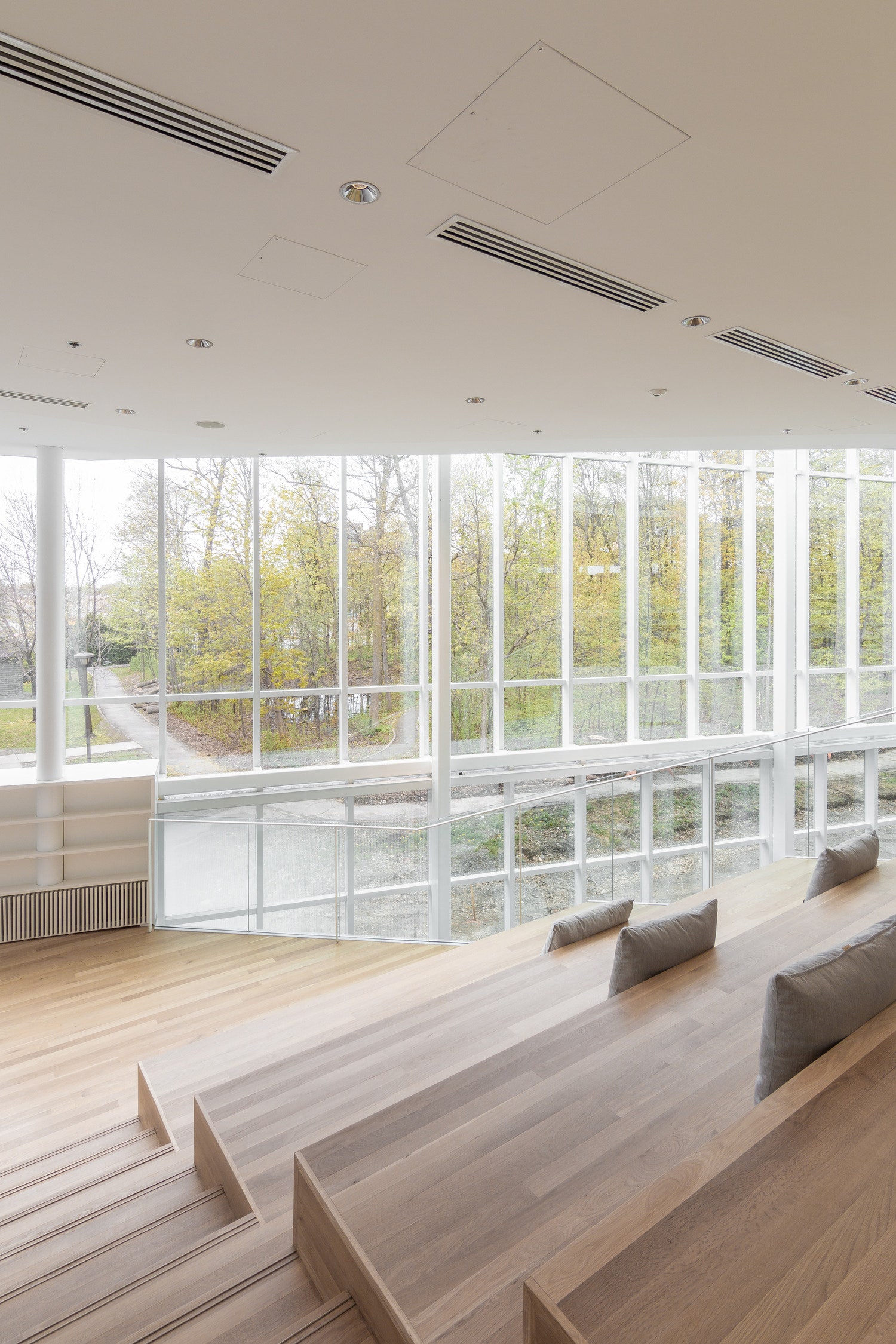 蒙特利尔带室内花园的图书馆丨加拿大蒙特利尔丨Chevalier Morales-16