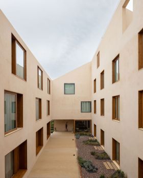 M·OU·CO 酒店公寓丨葡萄牙波尔图丨Arquitectos Aliados