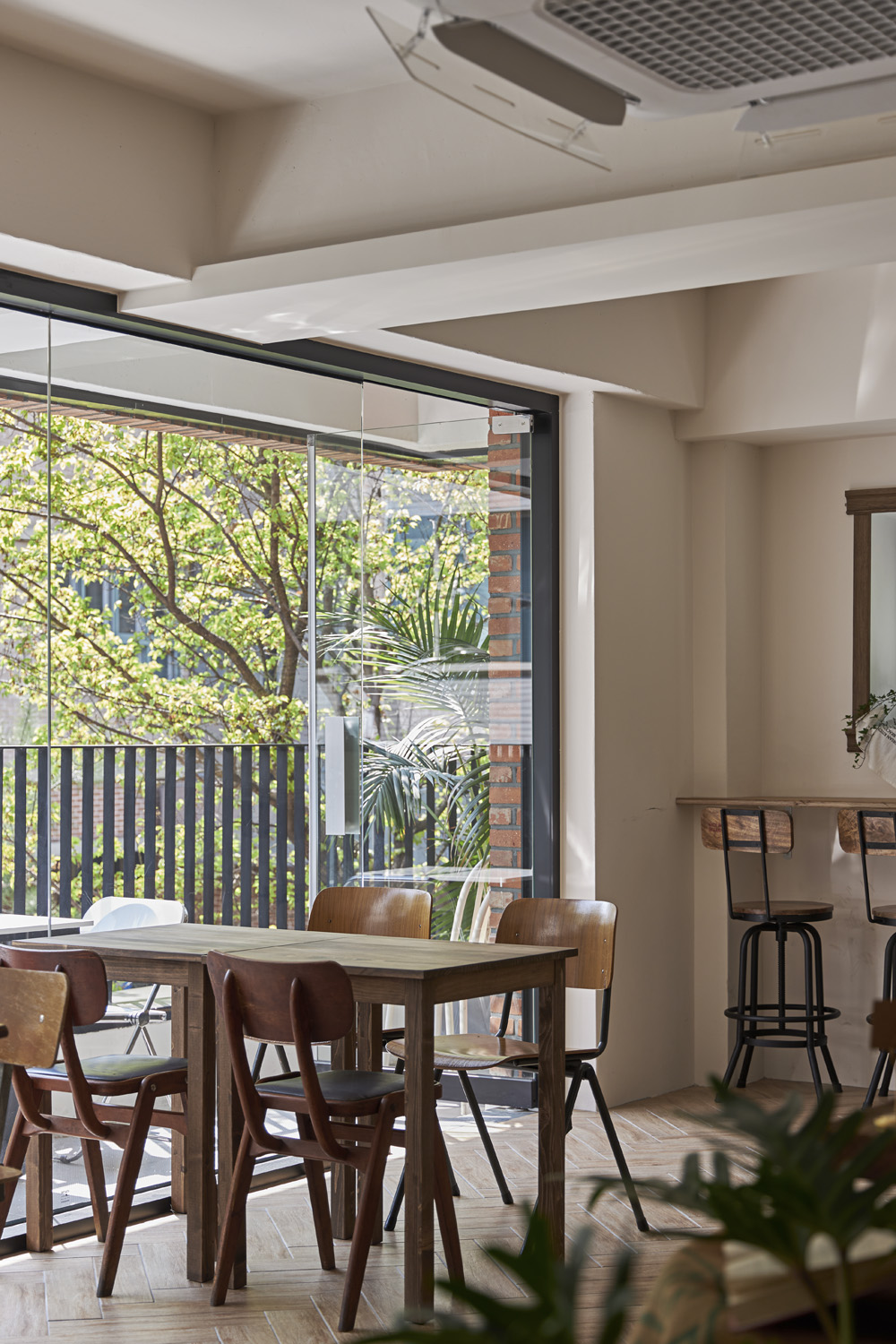 欧洲风 22 坪果园主题露台咖啡馆设计-17