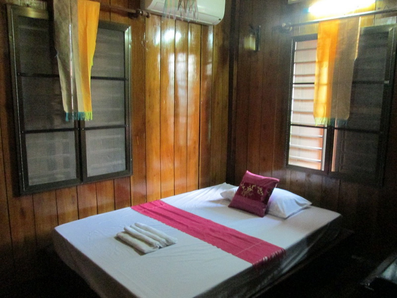 柬埔寨传统高架艺术住宅-24