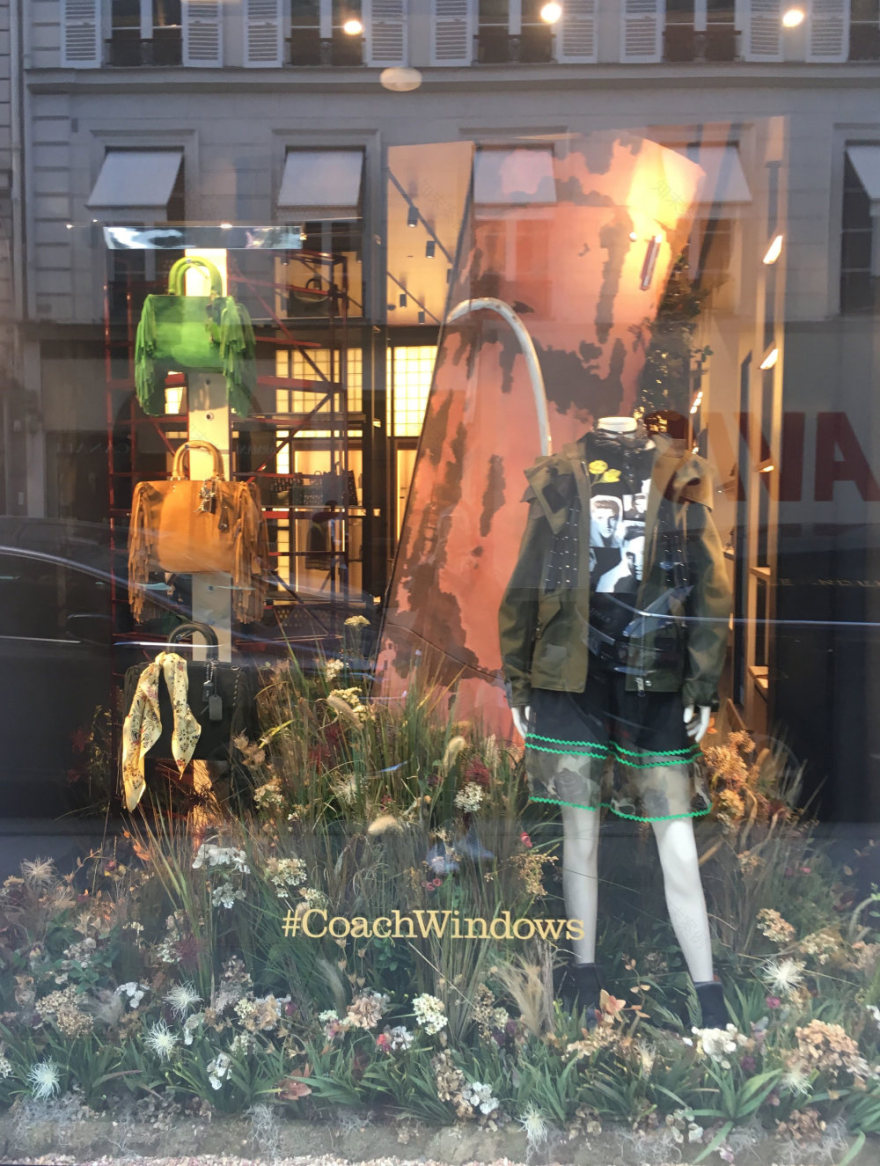 欧洲街头创意橱窗-67