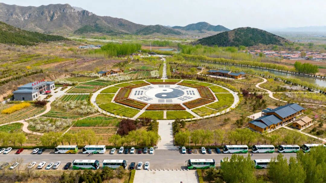 华北药食同源研学文旅基地：种药成景，研学为魂——全链条沉浸式文旅创新方案-3