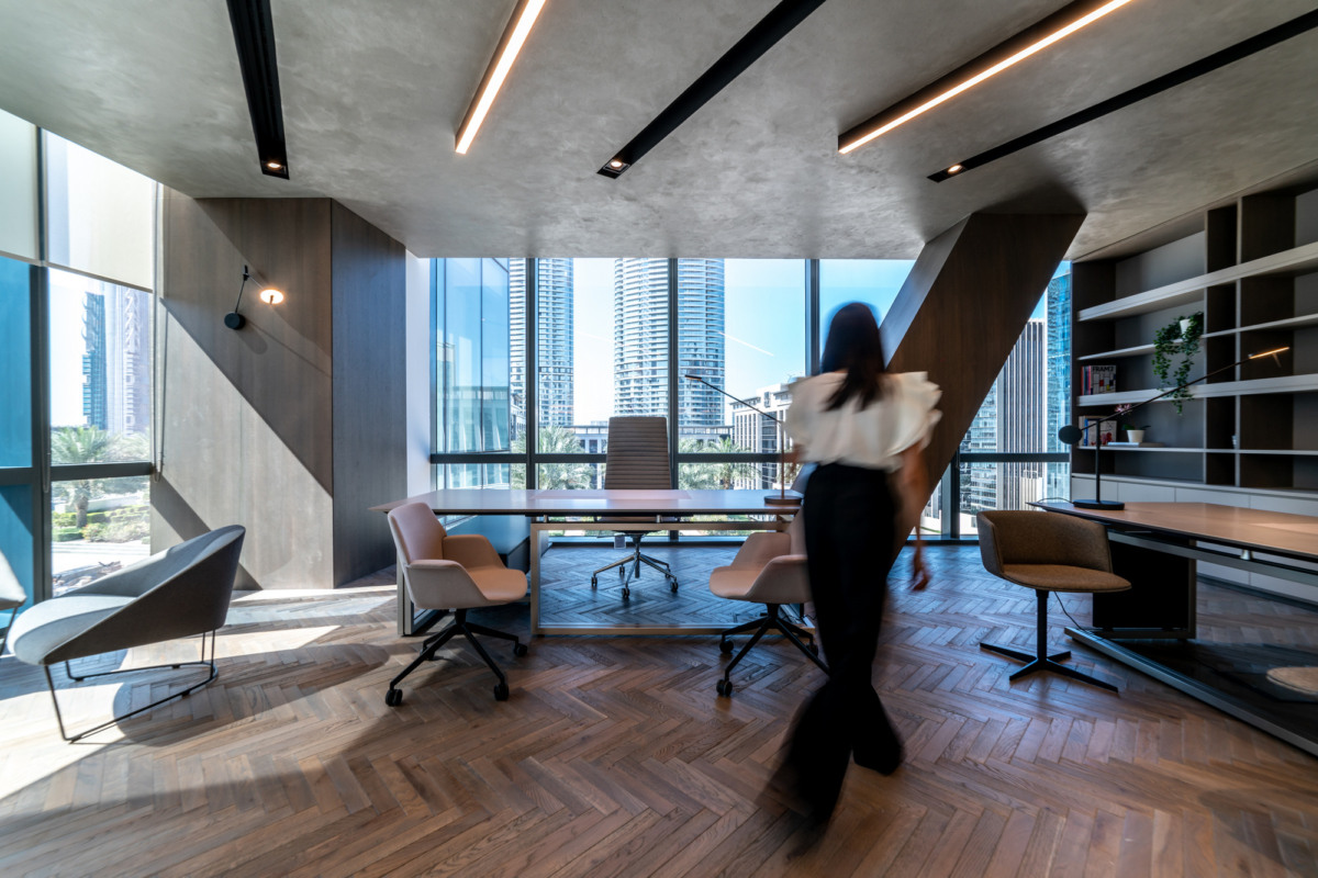 二进制代码激发创意,迪拜 Evoteq 办公室设计-21