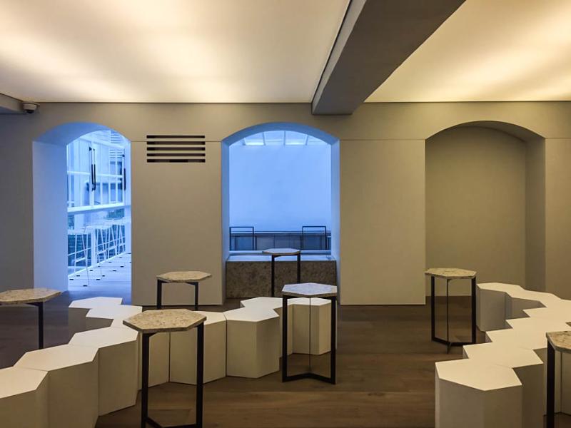 30 坪现代咖啡馆的绿色魅力-7