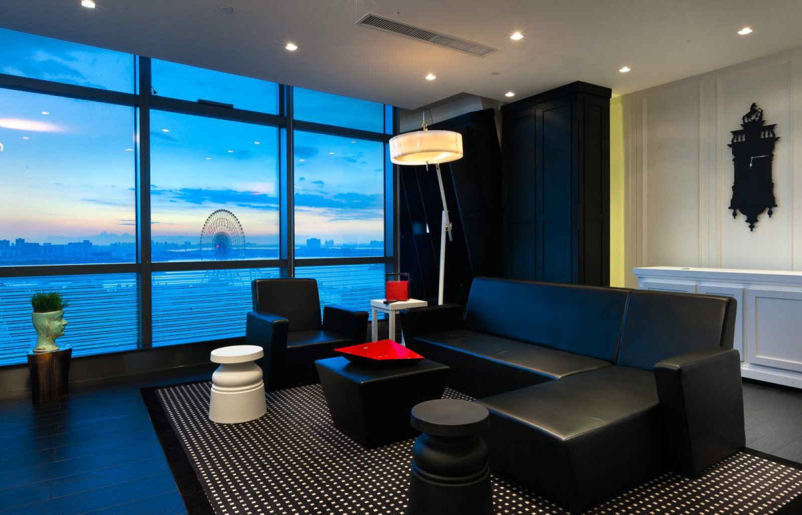 两个天堂企业ＯＦＦＩＣＥ-7