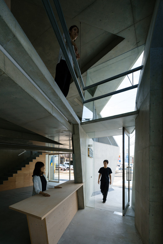 日本 Boltun 公司总部,混凝土与木结构的创新融合-50