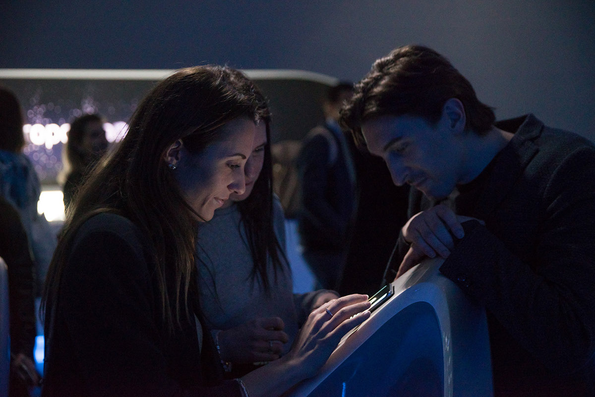 无界之美 | 三星 S8 与扎哈·哈迪德建筑事务所的米兰设计周合作-6