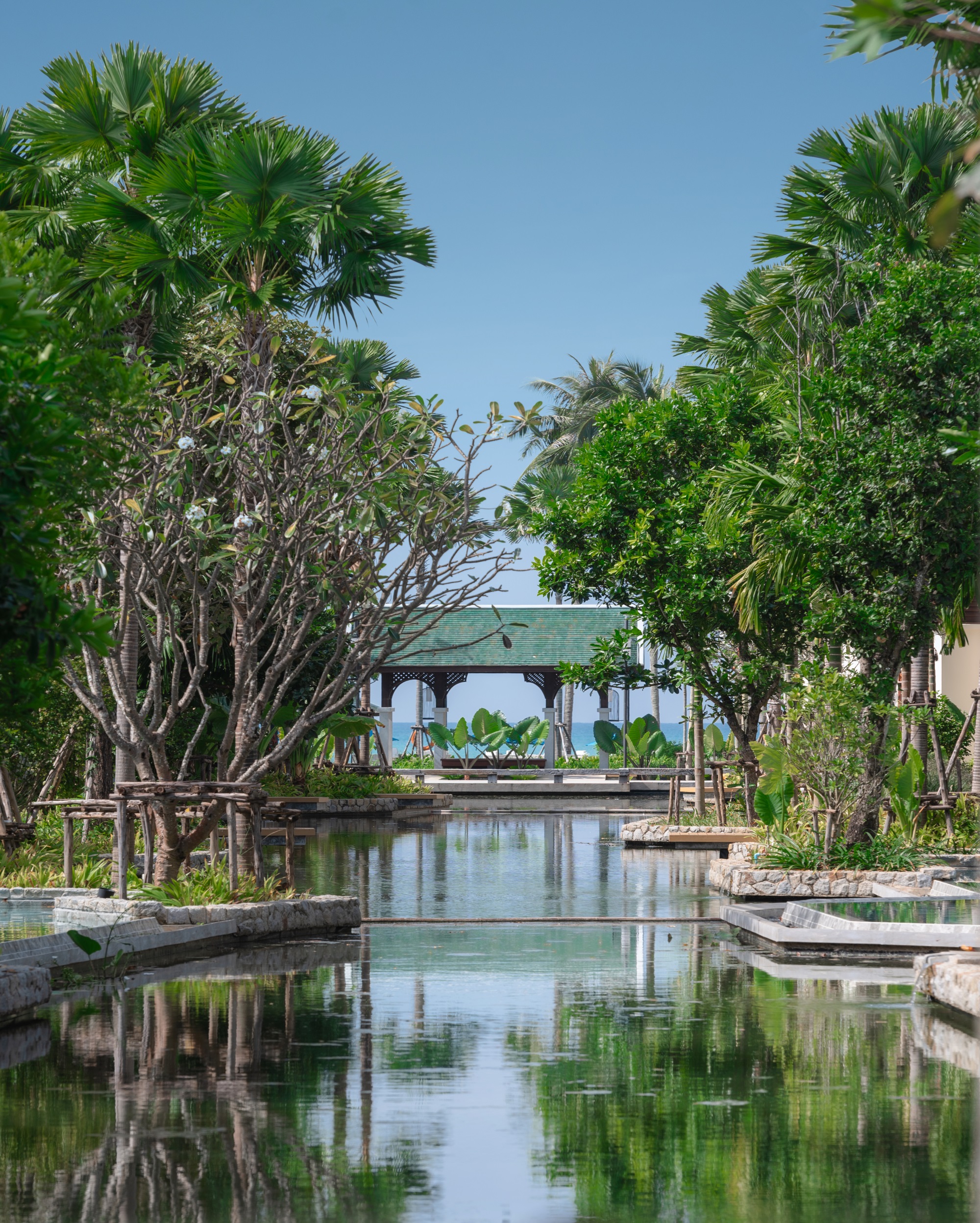 泰国攀牙湾 Khaolak Bangsak 美爵酒店丨Landscape Tectonix Limited-25