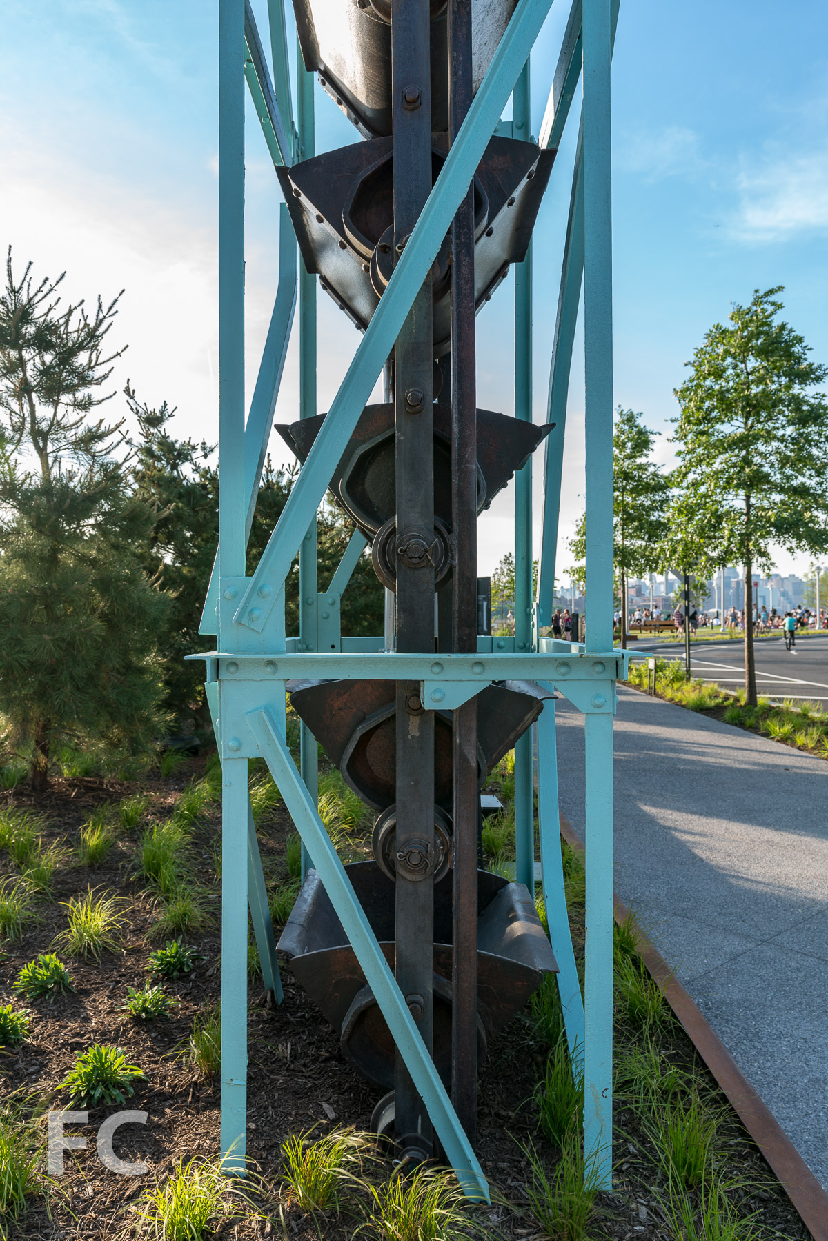 Tour: Domino Park & 260 Kent Avenue — FIELD CONDITION-23