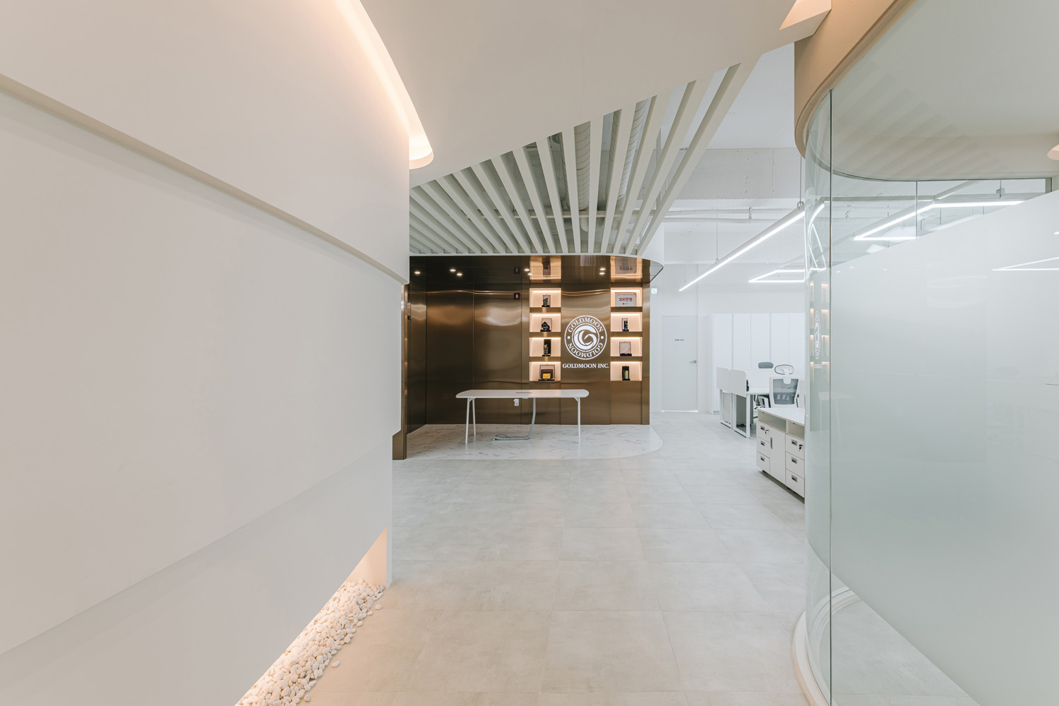 150 平现代高级通讯公司办公室设计-22