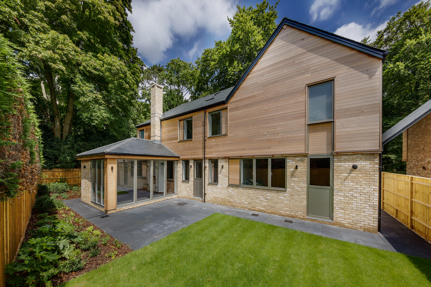 温彻斯特斯托克桥路 Salters 英亩住宅区现代与传统交融-11