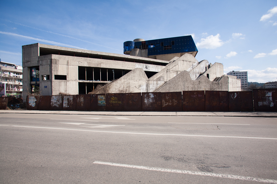 黑山Dom Revolucije纪念碑改造项目丨HHF Architects,Sadar + Vuga-35