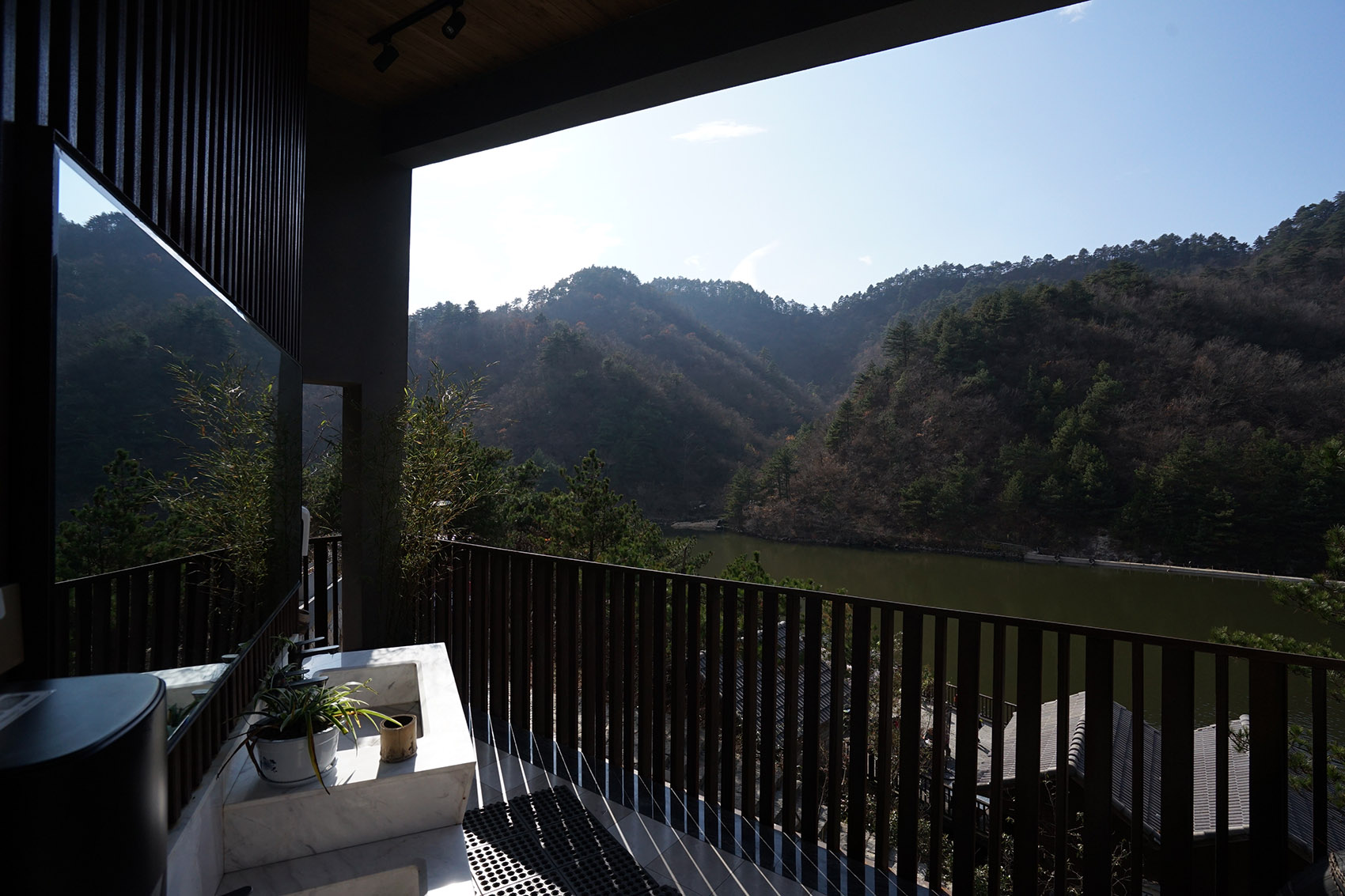 杭州大明山大明湖公共卫生间-28