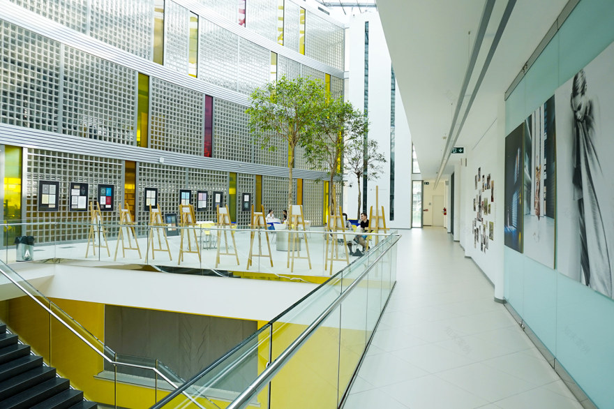 Anastasiya Gushchina丨大学丨architecture photography | Tomas Bata University-5