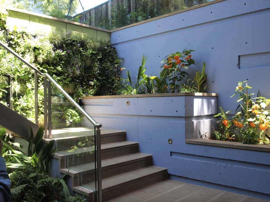 Inside a spectacular Palo Alto house with a cool green roof deck-29