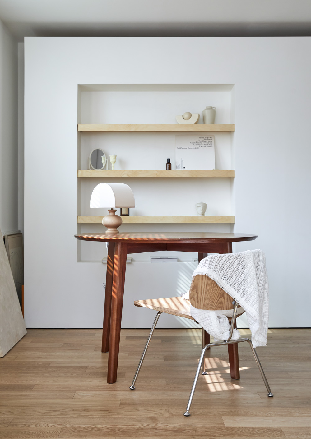 13 坪租赁工作室的极简白色风格设计-20