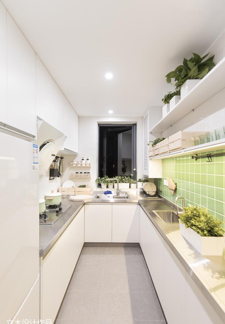 上海四胞胎的跑道之家 | 流动空间与功能性设计-35