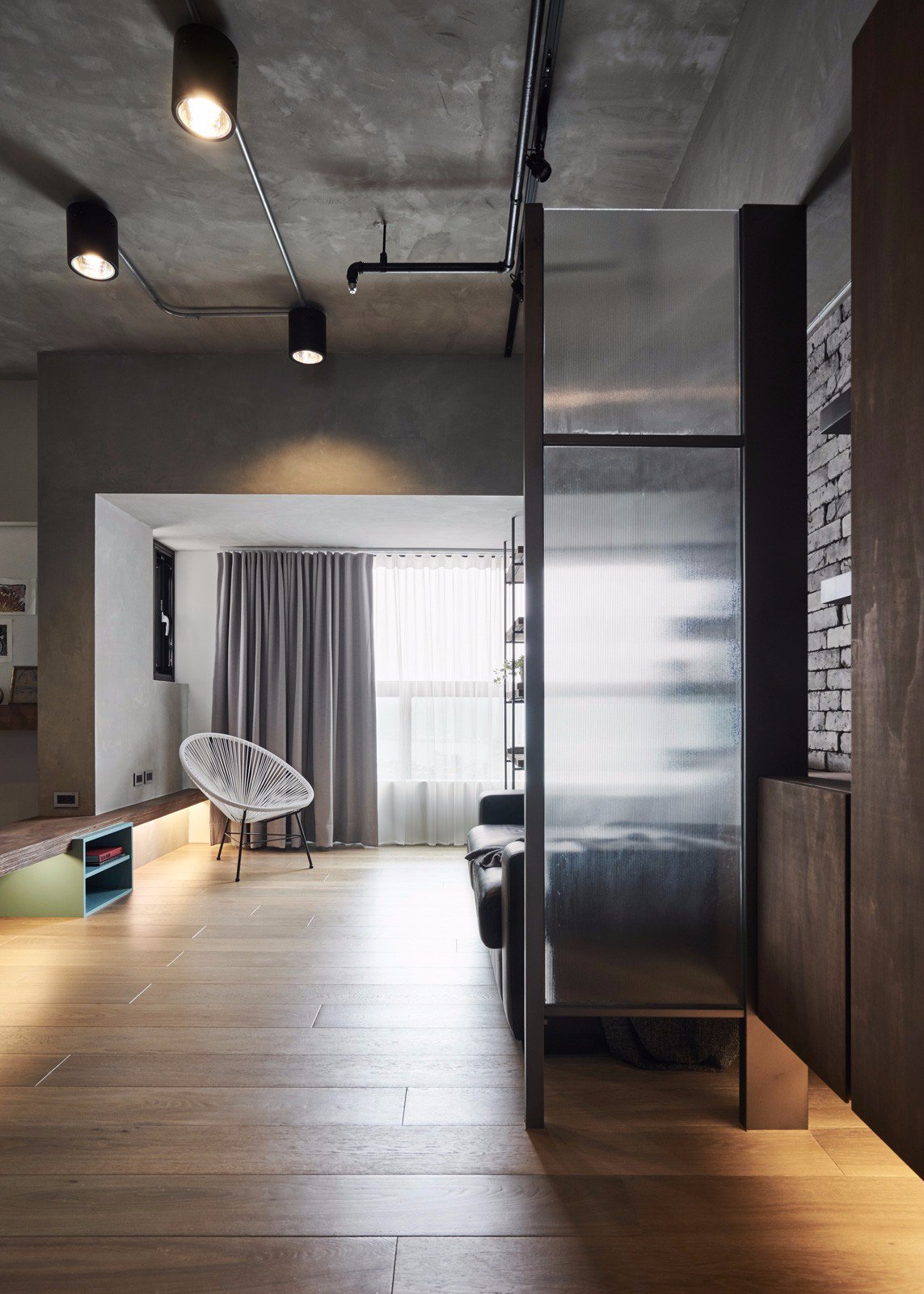 现代工业感公寓设计-19