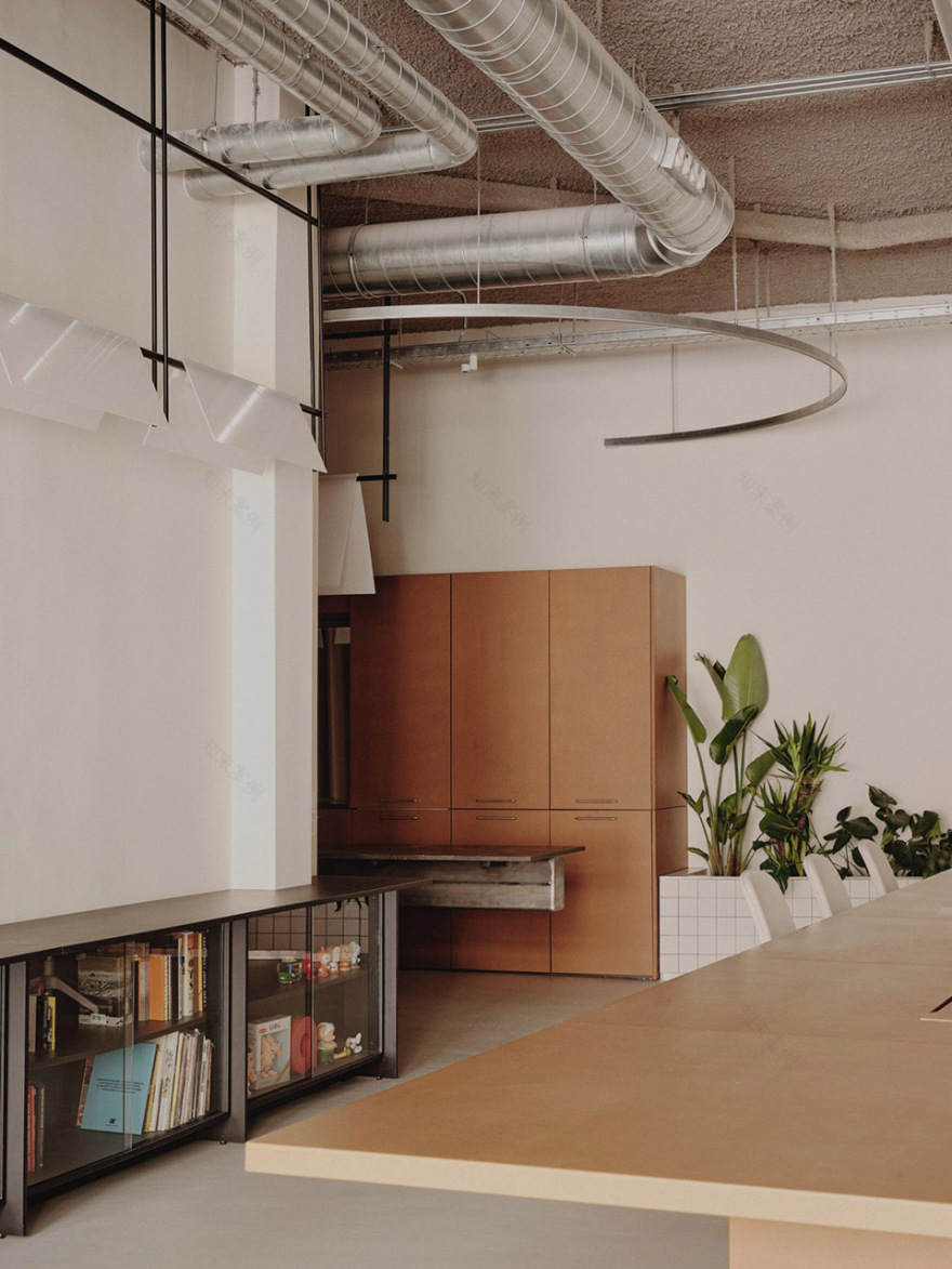 Sornells 21共享工作空间丨西班牙丨T.O.T Studio + Paloma Bau Estudio-33