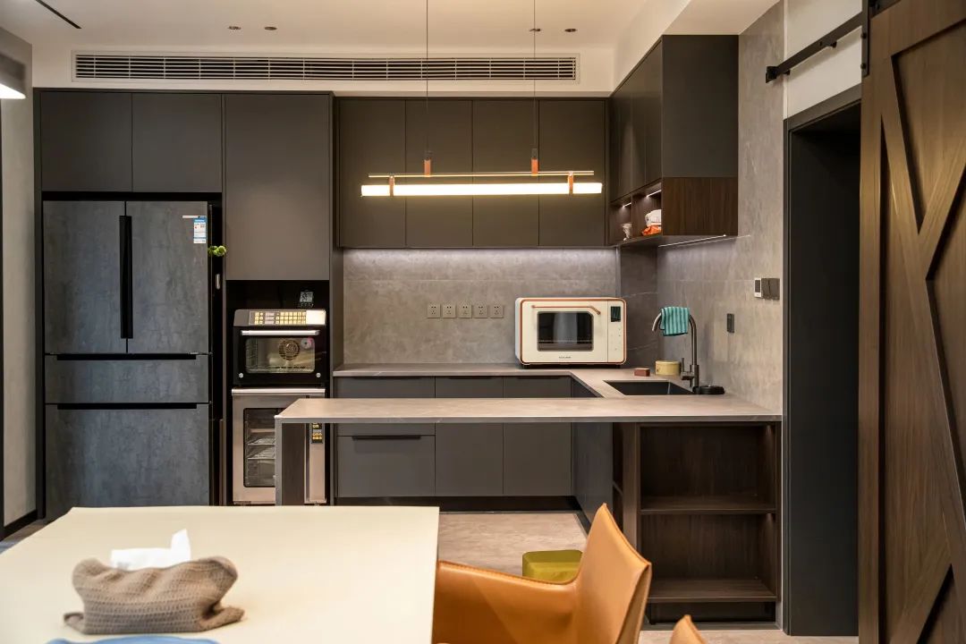 梵高之家 · 个性化的艺术空间丨中国天津丨凡高空间设计-19