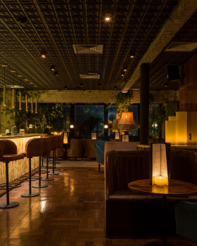 Bar & Club NEXT DOOR & BC