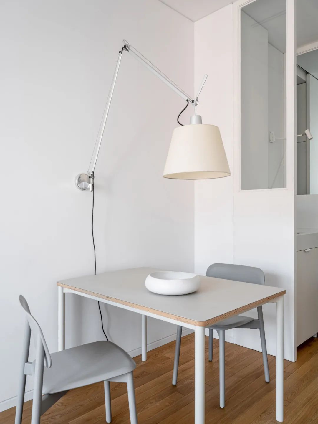 现代 43㎡白色公寓-8