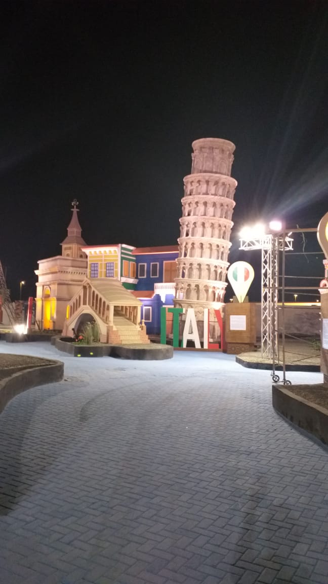 The Sheikh Zayed Festival Global Wonders- Atrium/ UAE-61