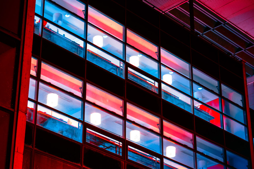 法日城市风貌的碰撞与融合·“夜之影”摄影系列丨法国丨Aishy-15