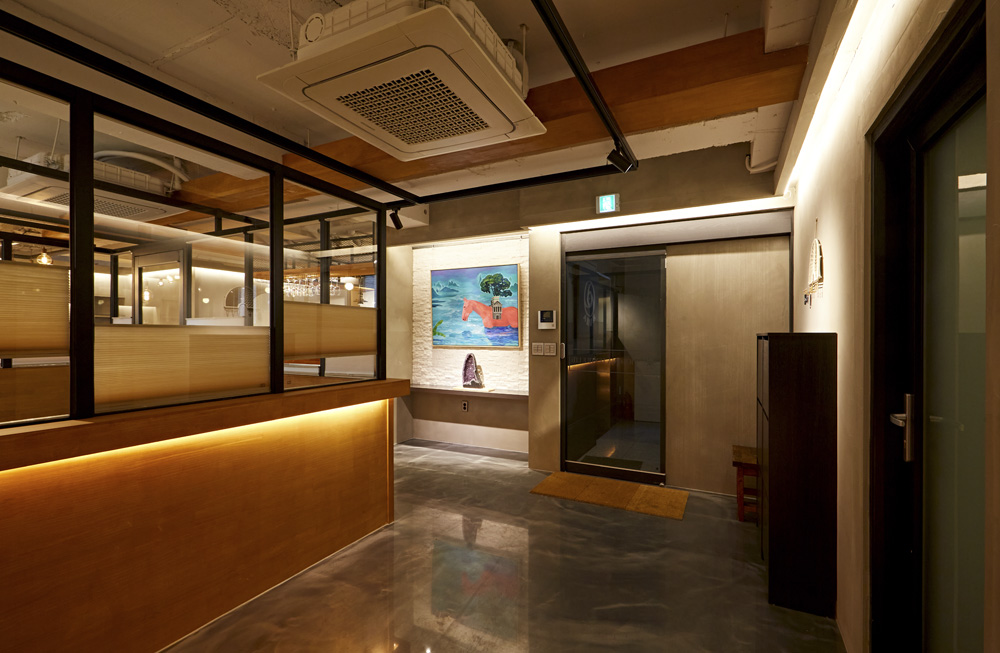 35 度坡度，温馨舒适的办公空间设计-9