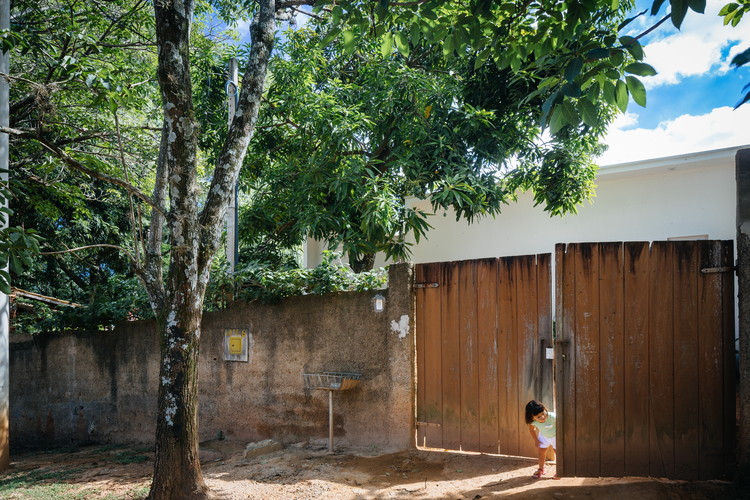 巴西模块化住宅“Casa dos Caseiros”-12