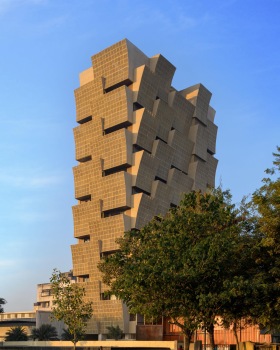 蓝天公寓 丨印度丨Sanjay Puri Architects