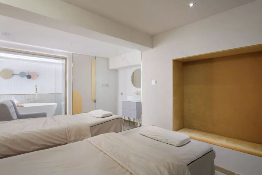 现代简约,展现品牌魅力——月几美学中心设计-59