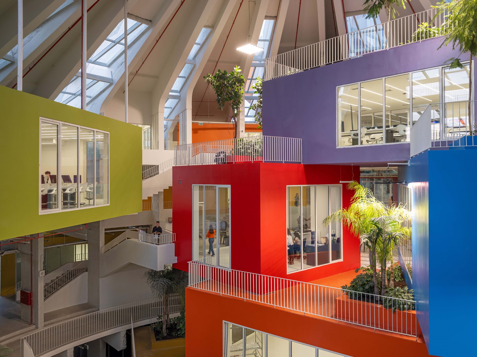 阿尔巴尼亚地拉那金字塔改造项目丨MVRDV-49