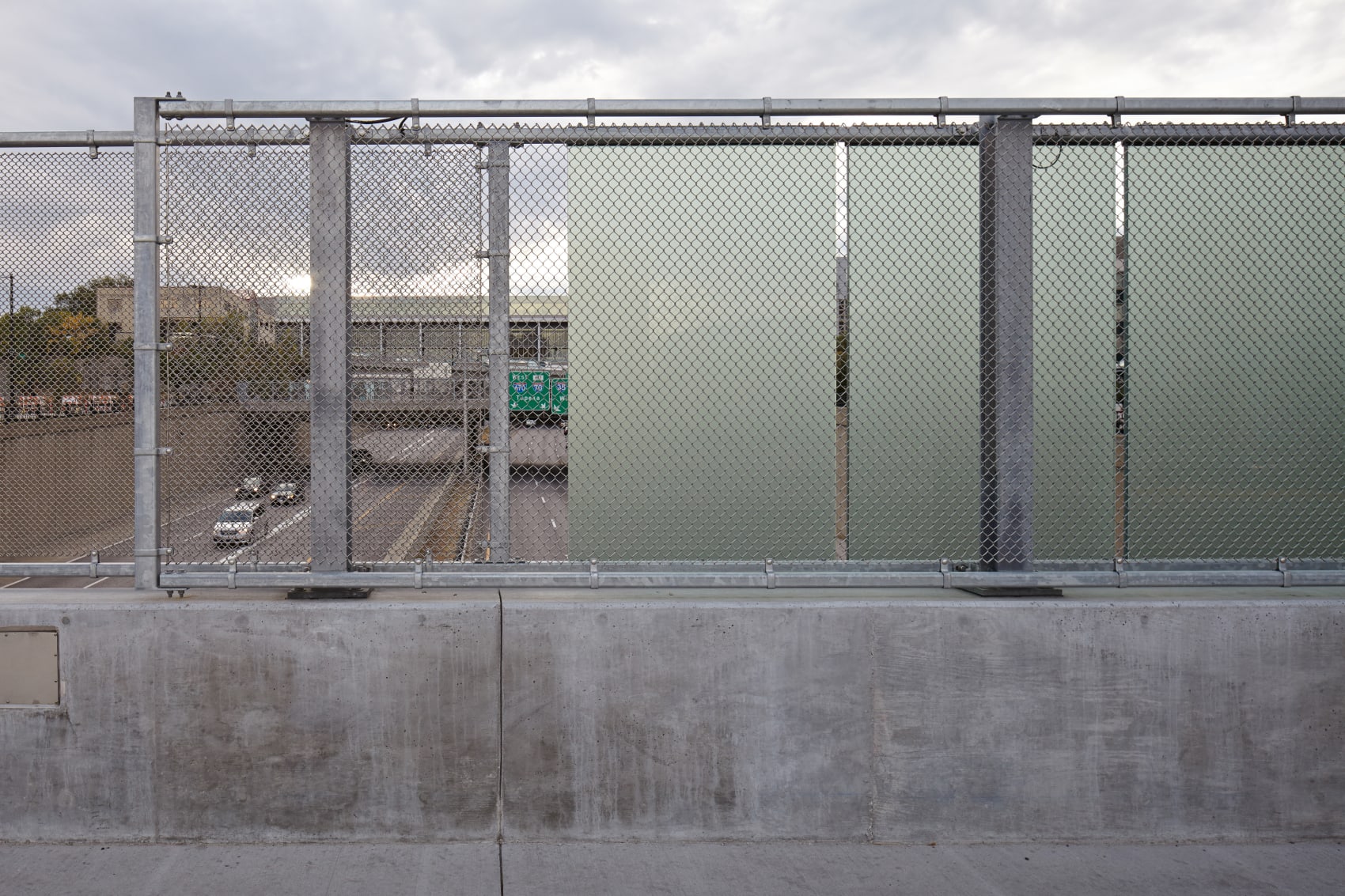 主街大桥（由于Redu·不太明确其具体含义，无法准确完整翻译，尤其是·在常规地名等表达中很少出现此用法，猜测Redu可能是特定的名字之类，但无法精准判断）  丨United StatesKansas City丨El Dorado-25