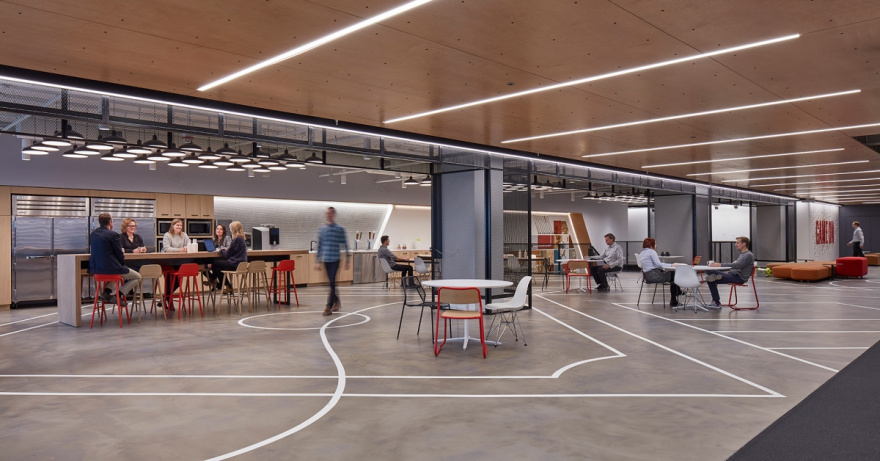 Wilson Sporting Goods 芝加哥办公室 - 运动激情与品牌精神的完美融合-14