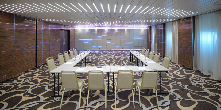 Sunborn Gibraltar直布罗陀游艇酒店设计-24