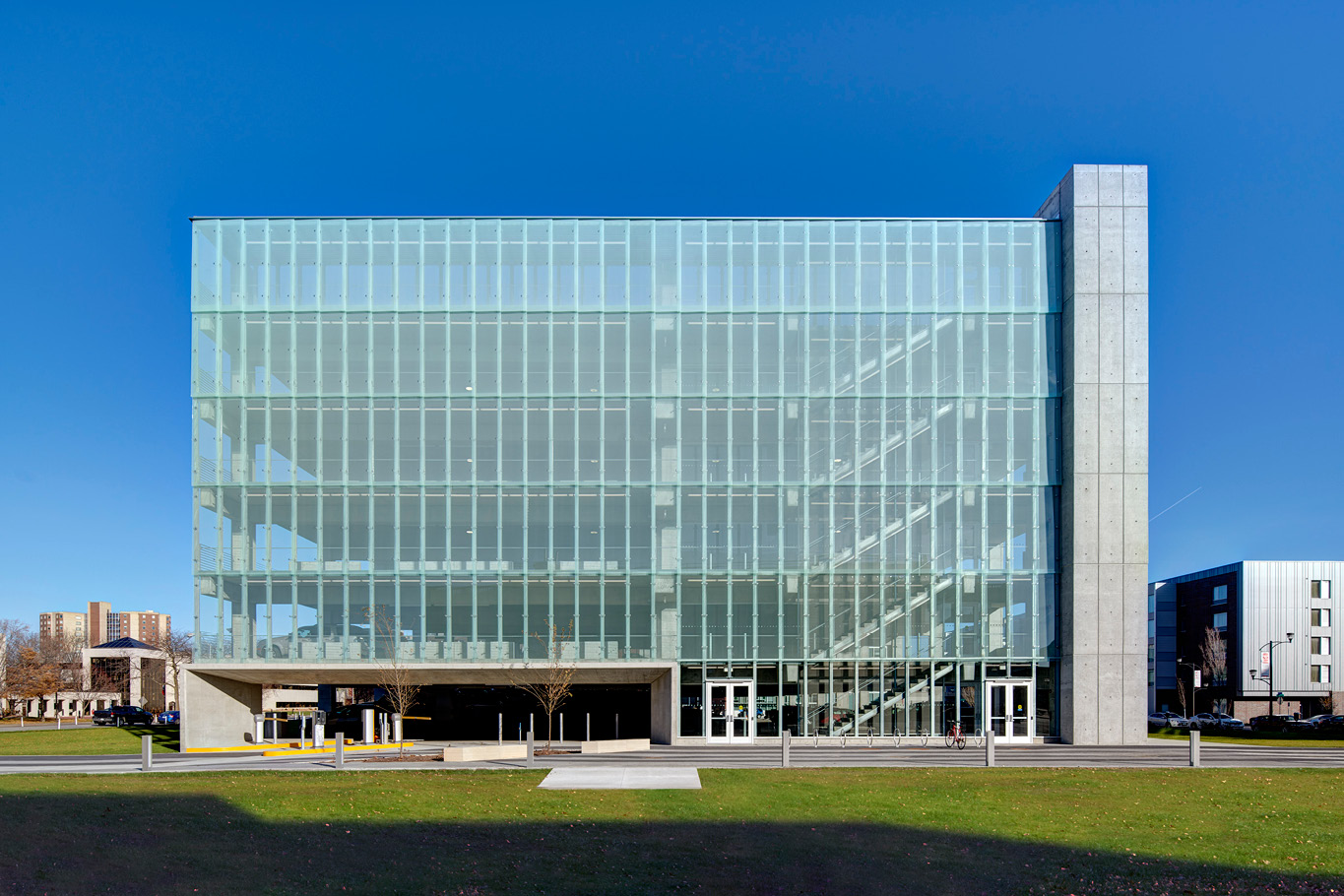 east 2nd street parking-8