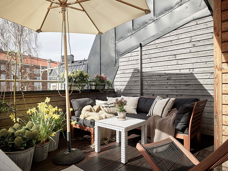 瑞典哥德堡阁楼公寓，屋顶露台与生活空间的巧妙结合-5