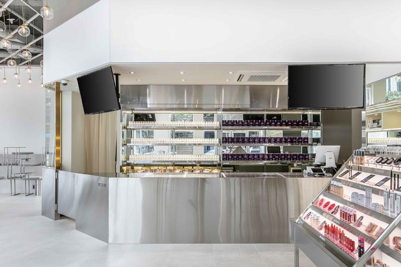 46 平米多元美容商店，打造健康美容一站式空间-13