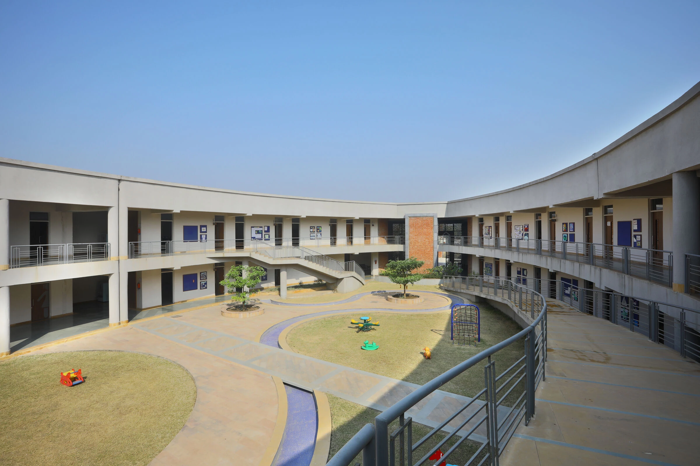 标志性学校丨印度博帕尔丨CP Kukreja Architects-5