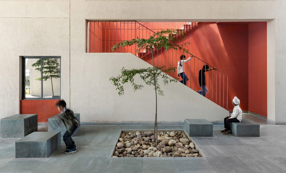 弧形堡垒校园 | 印度 St Martha Bethany Vidyalaya 学校一期设计-33