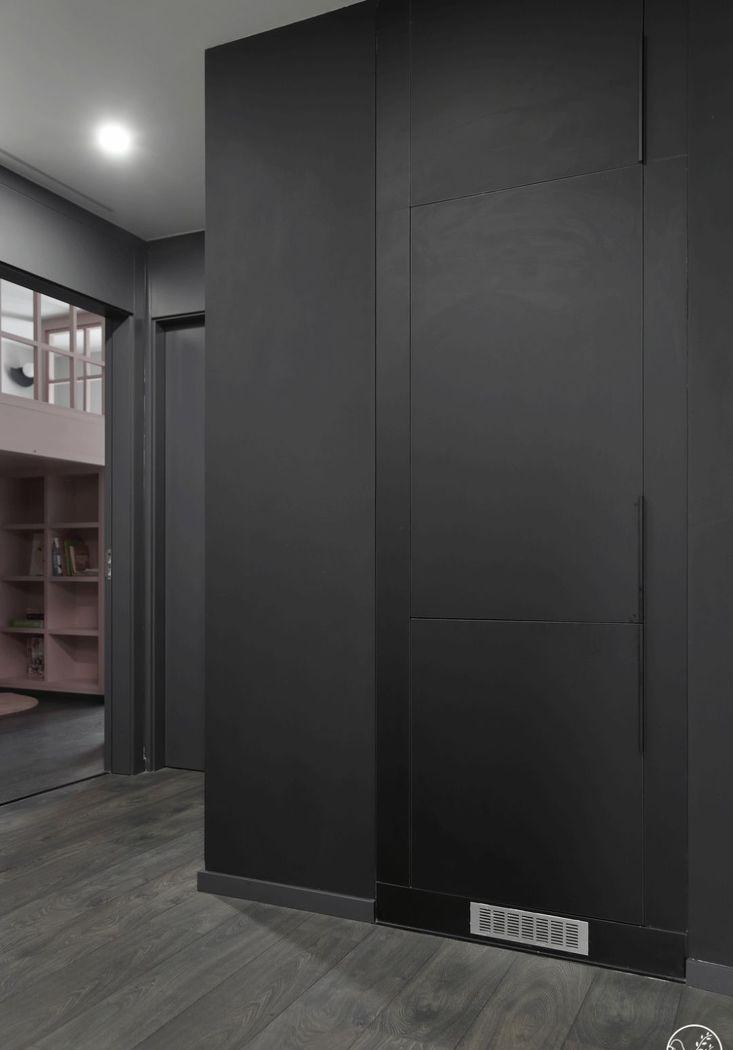 清羽设计丨平层丨黑白冷调如何打造温馨小家-28