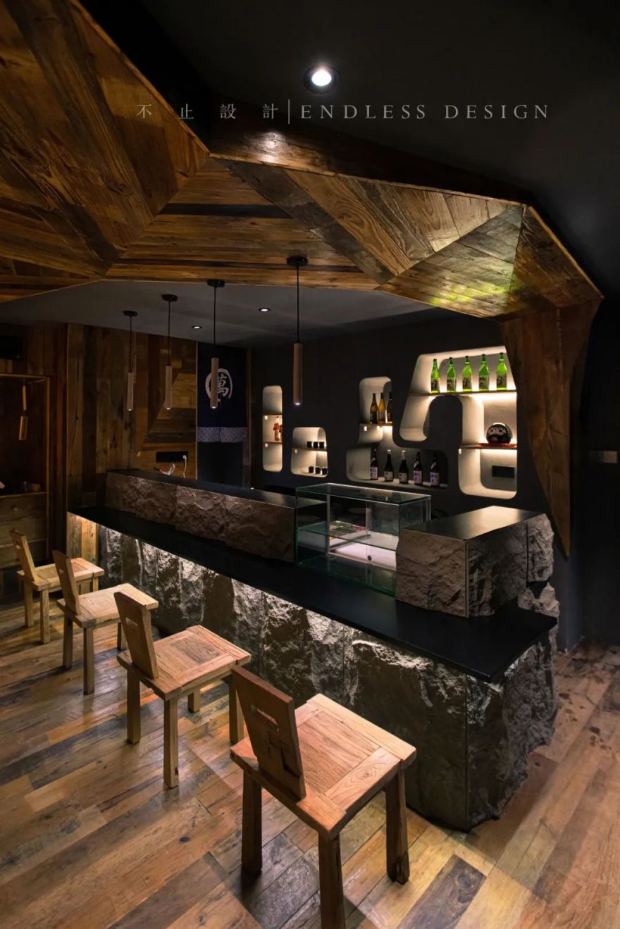 万吉水产 · 工业风日料店的创意设计丨中国苏州丨不止设计-15